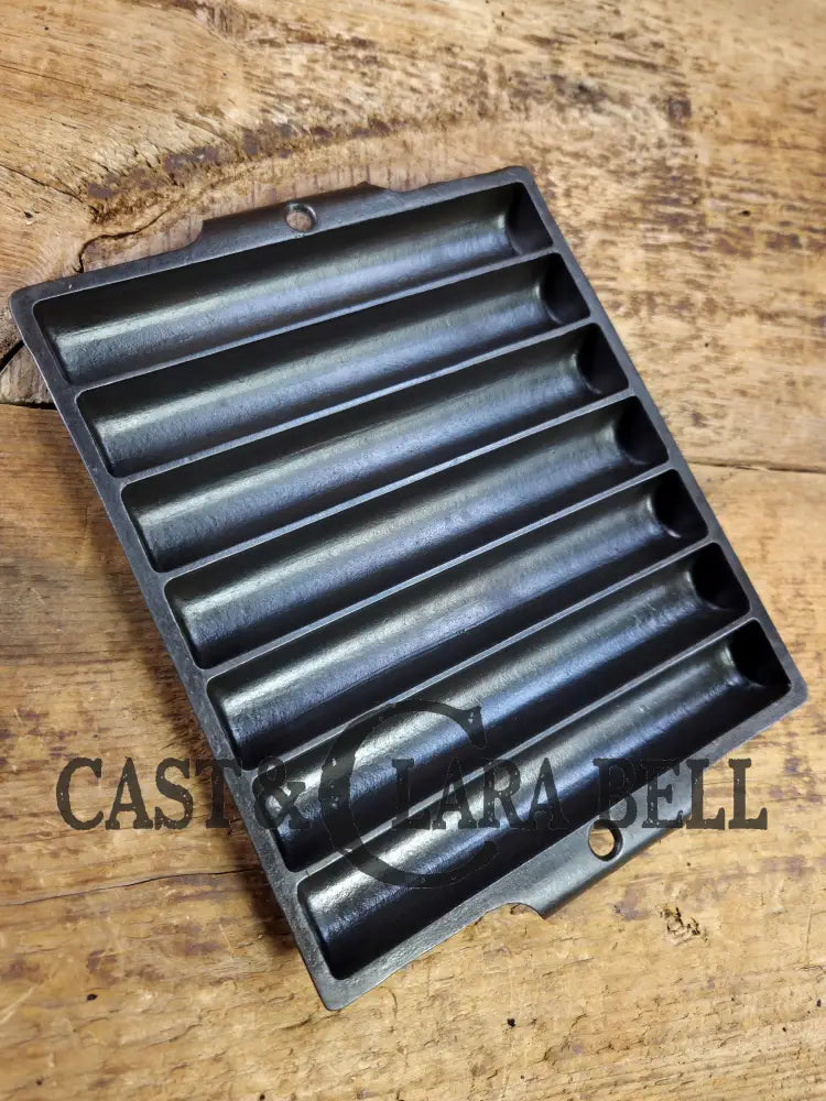 Variation 1 of 1. Fully Marked tough to find 1930βs Era Griswold No. 21 Corn Bread Pan 11 cup βErie Penn USA,β 961