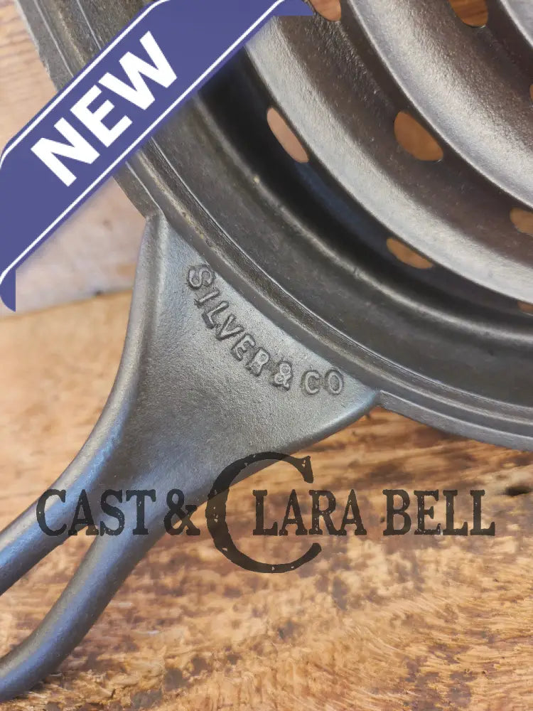 Very Cool 1 of 2 Silver Co. Brooklyn Broiler top. Great as a standalone or a set completer - Skillet