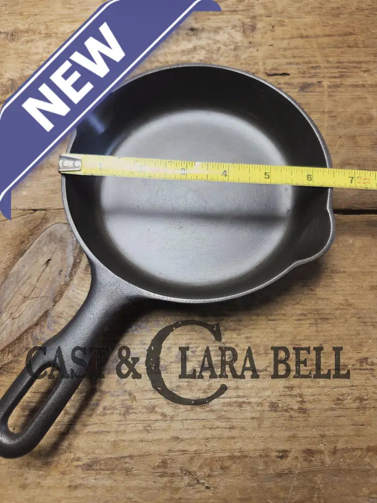 Very Cool 1940’s Griswold’s Iron Mountain #3 ’Egg’ Skillet 1031. Perfect for kids and small plates! Skillet