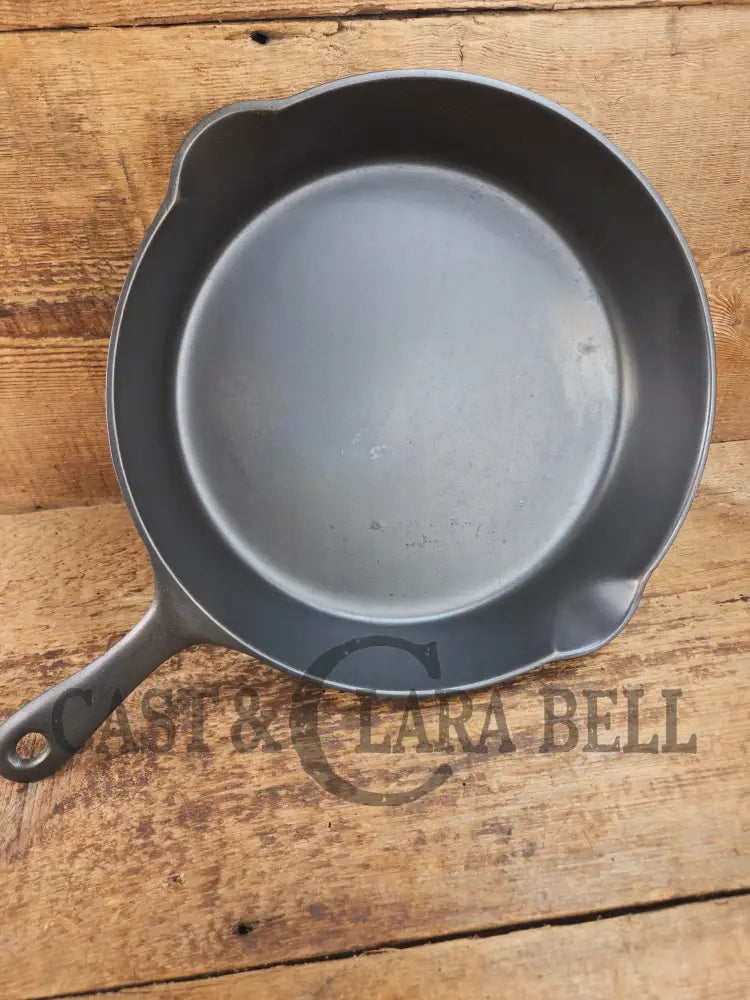 Very cool skillet. Griswoldβs Good Health #9 Cast Iron Skillet 659. Classic Department store piece! Skillet