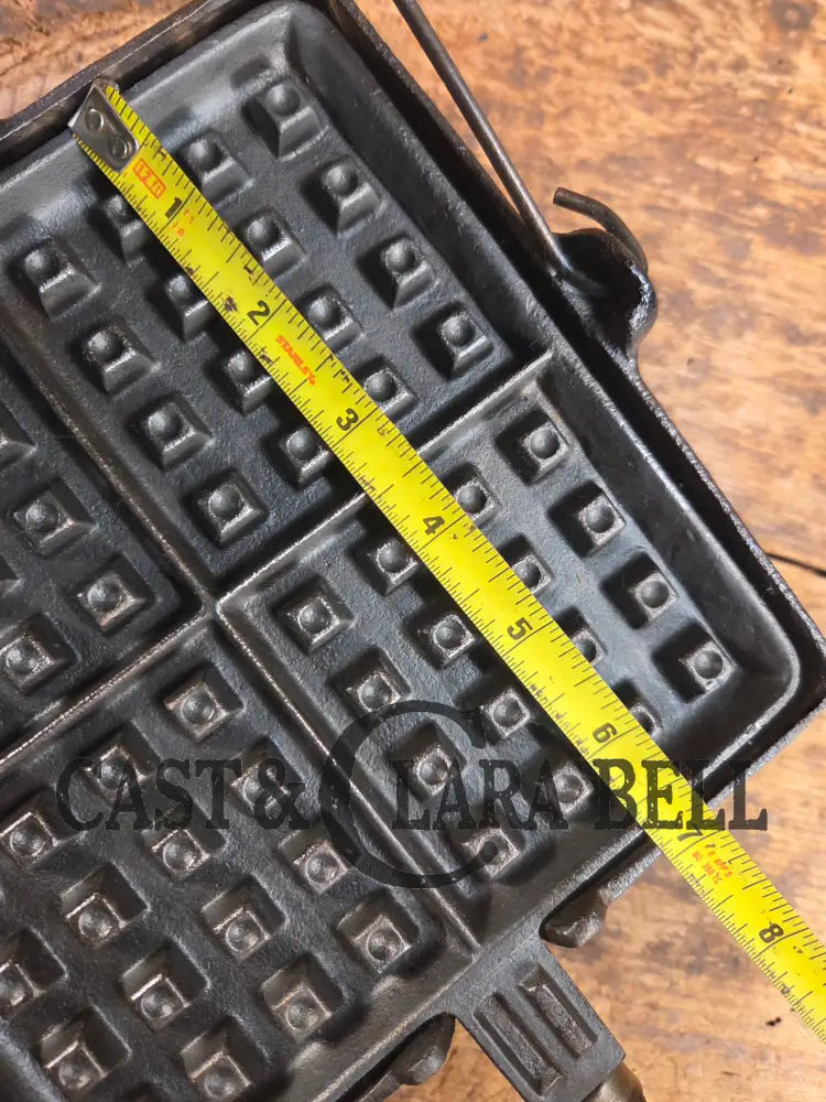 VERY early 1910’s Wagner Square Waffle Iron with Tall Base. Hard to find! Ready to make crispy waffles Waffle Iron
