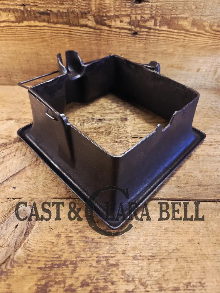 VERY early 1910βs Wagner Square Waffle Iron with Tall Base. Hard to find! Ready to make crispy waffles! Waffle Iron