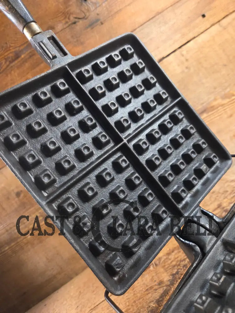 VERY early 1910’s Wagner Square Waffle Iron with Tall Base. Hard to find! Ready to make crispy waffles Waffle Iron