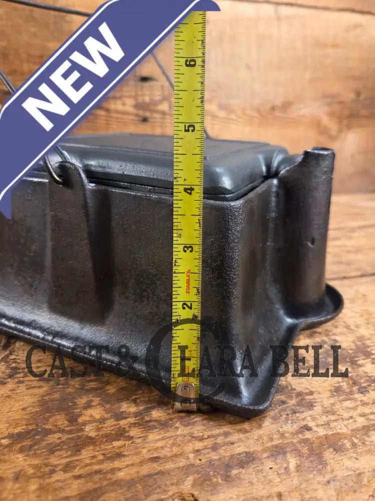 VERY early 1910’s Wagner Square Waffle Iron with Tall Base. Hard to find! Ready to make crispy waffles Waffle Iron