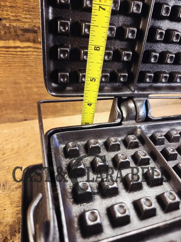 VERY early 1910βs Wagner Square Waffle Iron with Tall Base. Hard to find! Ready to make crispy waffles! Waffle Iron