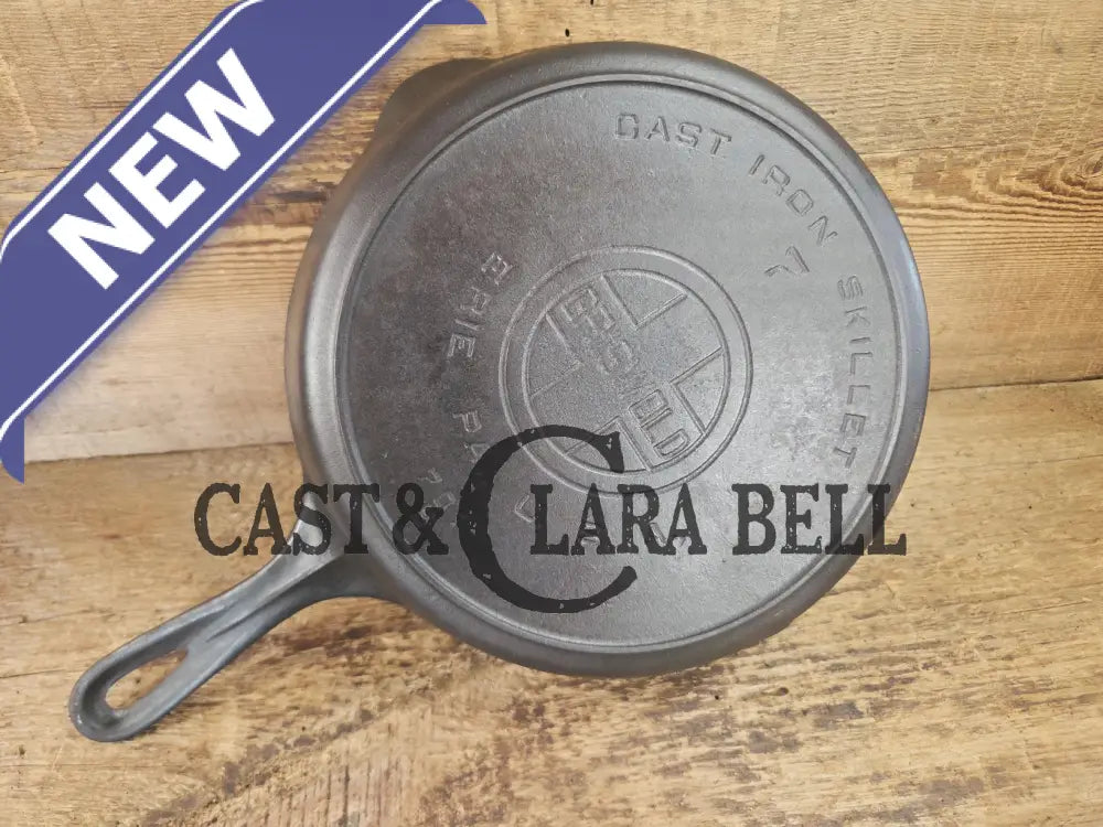 Very early 1920’s Griswold #7 Skillet with Heat Ring and Large Block Logo Skillet