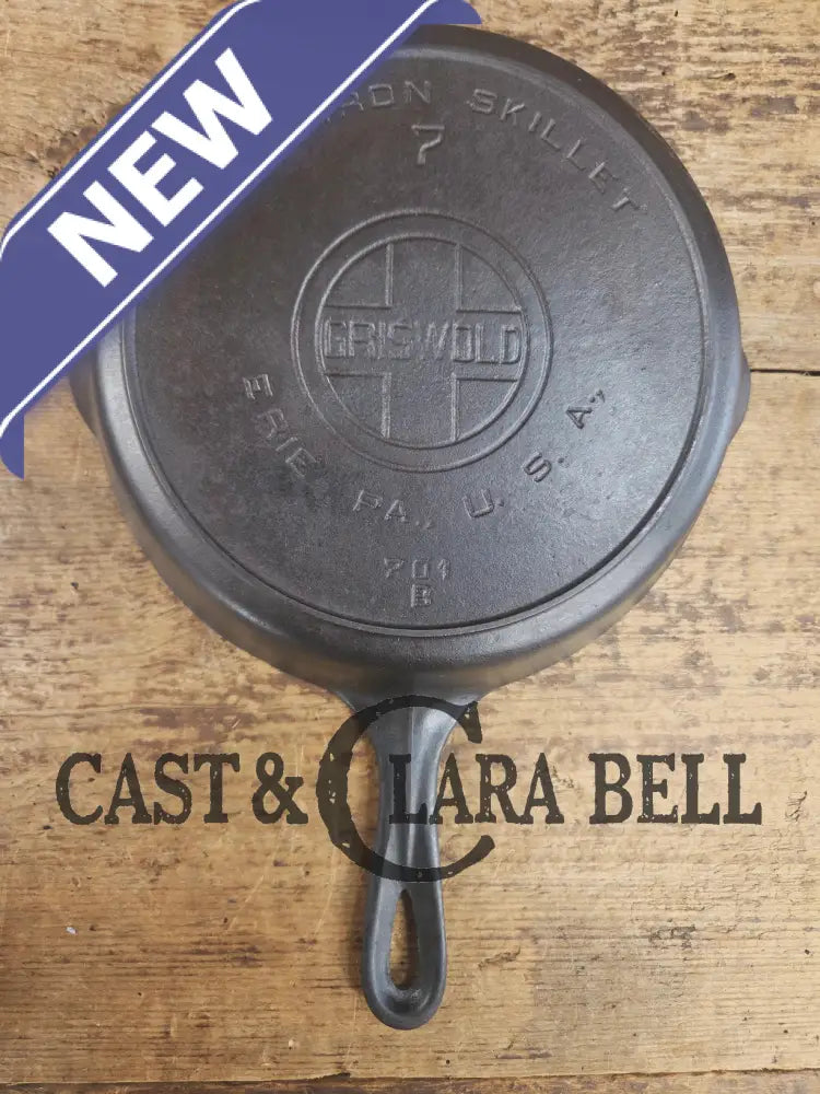 Very early 1920’s Griswold #7 Skillet with Heat Ring and Large Block Logo Skillet