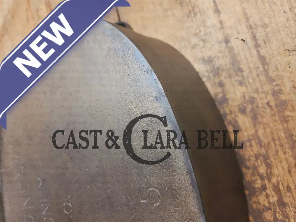 Very early Wagner #5 Nickle finish oval roaster. Beautiful patina on the outside and near perfect inside. Great bread