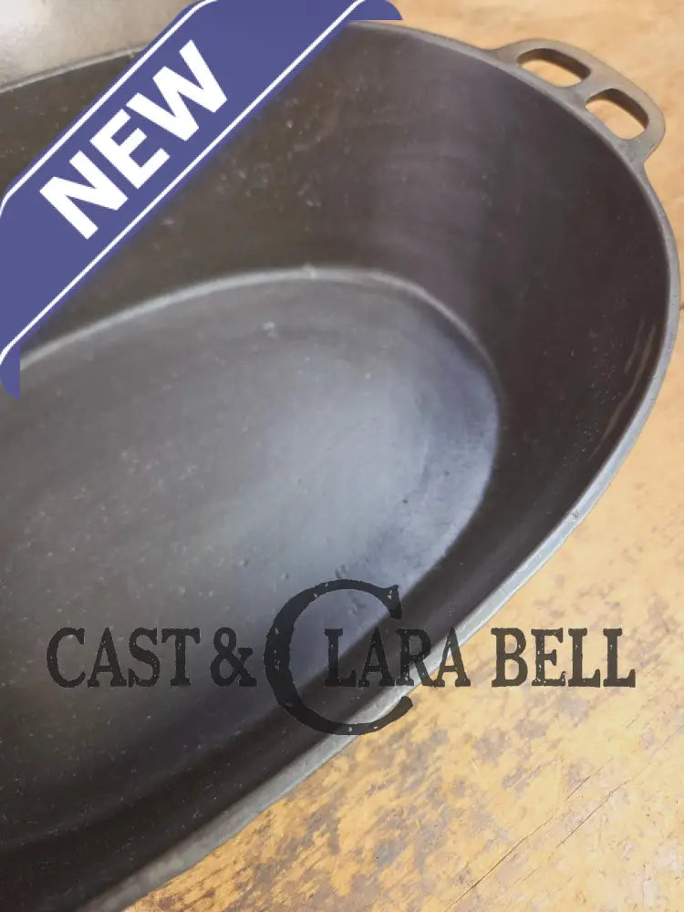 Very early Wagner #5 Nickle finish oval roaster. Beautiful patina on the outside and near perfect inside. Great bread