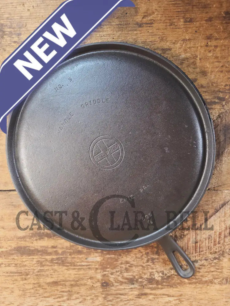 VERY handy GORGEOUS griddle! Griswold No. 9 Handled Griddle with Small Block Logo 609. Makes Great grilled cheese and