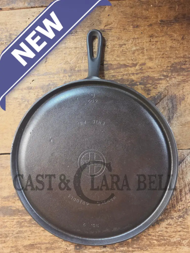 VERY handy GORGEOUS griddle! Griswold No. 9 Handled Griddle with Small Block Logo 609. Makes Great grilled cheese and