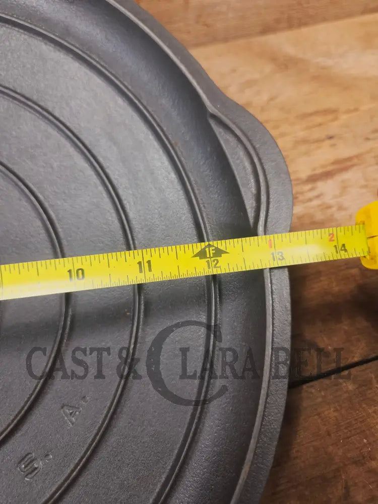 Very Hard to Find Griswold No. 12 Cast Iron Low Dome Skillet Lid with Large Block Logo #472 - Skillet