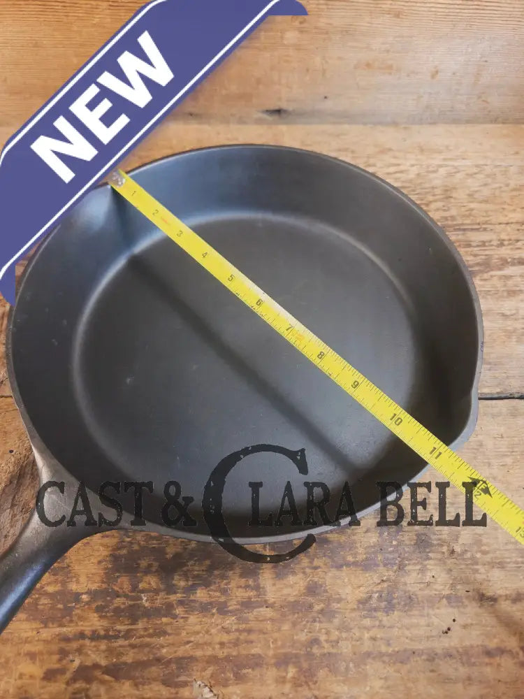Very nice Vollrath Fully Marked #9 Skillet (c. 1920’s) Fully restored and ready to use! - Skillet