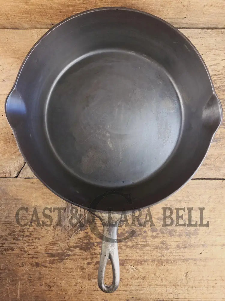 Very Rare 1890βs first series Wagner DEEP #10 Skillet. Nickel plated patina outside and black iron inside. What a