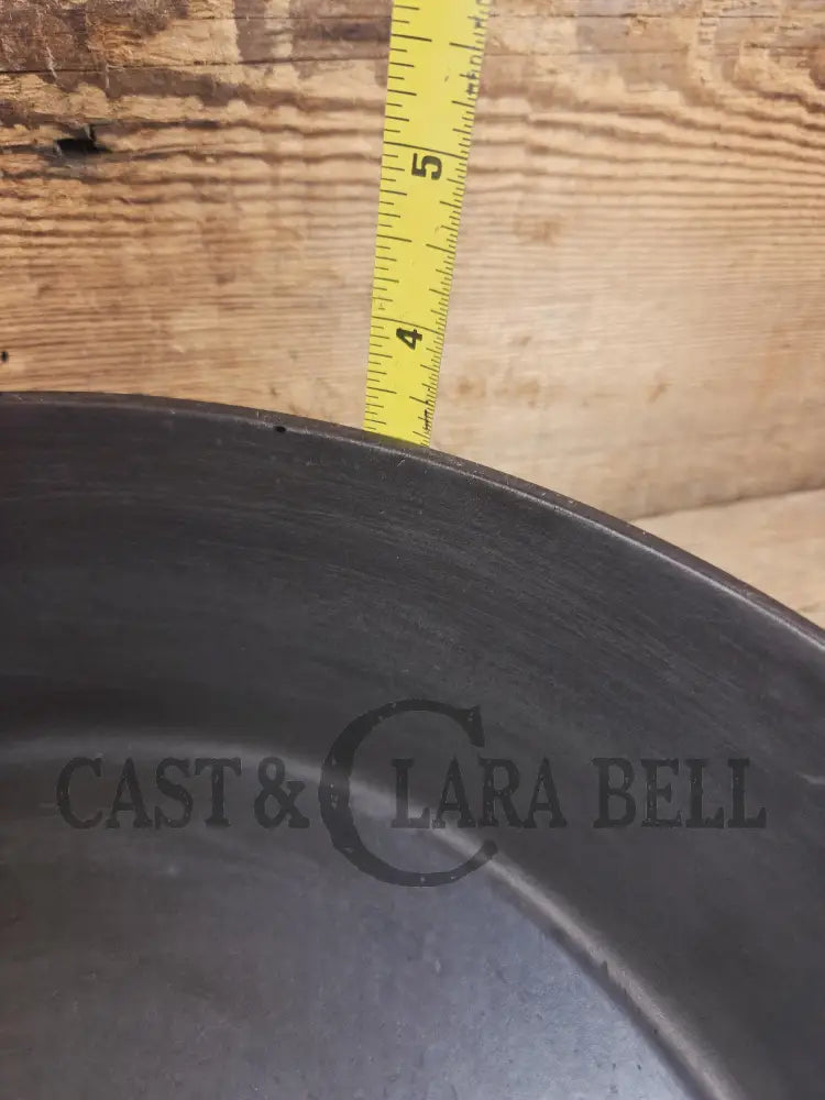Very Rare 1890βs first series Wagner DEEP #10 Skillet. Nickel plated patina outside and black iron inside. What a