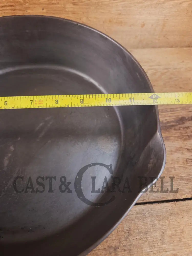 Very Rare 1890βs first series Wagner DEEP #10 Skillet. Nickel plated patina outside and black iron inside. What a