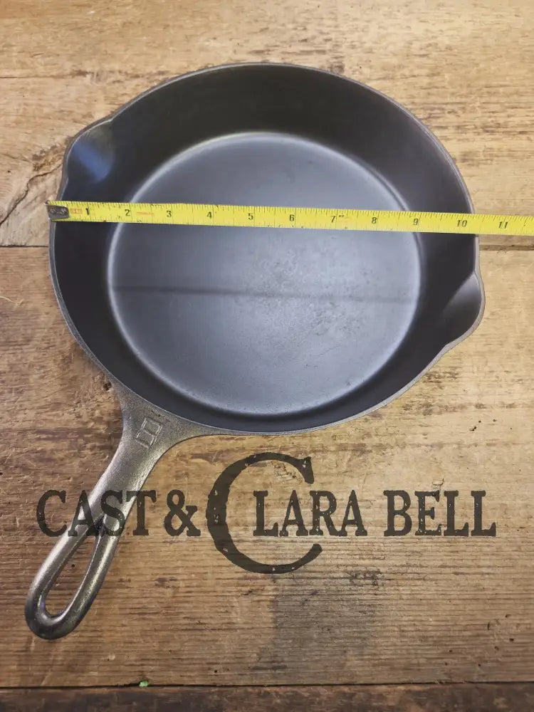 Very unique! 1930βs Griswold #8 Large Block Logo 704 B Cast Iron Skillet. Inside black iron outside nickel patina