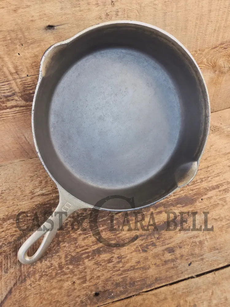 Very unique! 1930βs Griswold #8 Large Block Logo 704 R Cast Iron Skillet. Inside black iron outside nickel patina