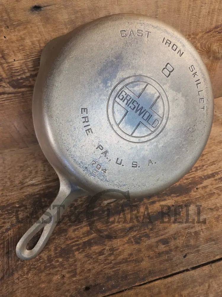 Very unique! 1930βs Griswold #8 Large Block Logo 704 R Cast Iron Skillet. Inside black iron outside nickel patina