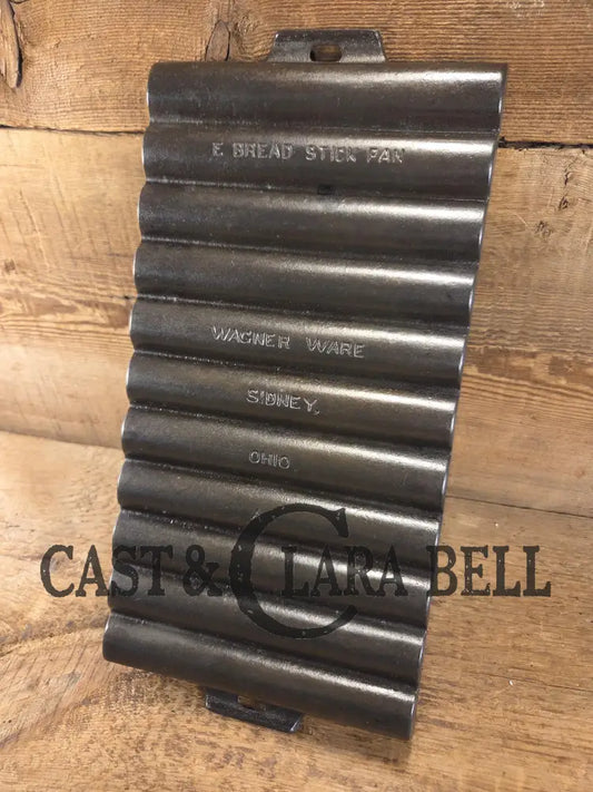 Very unique! Wagner #22 Bread Stick Gem Pan. ’A’ makers mark ’E’ Gem Pan fully restored Bakeware
