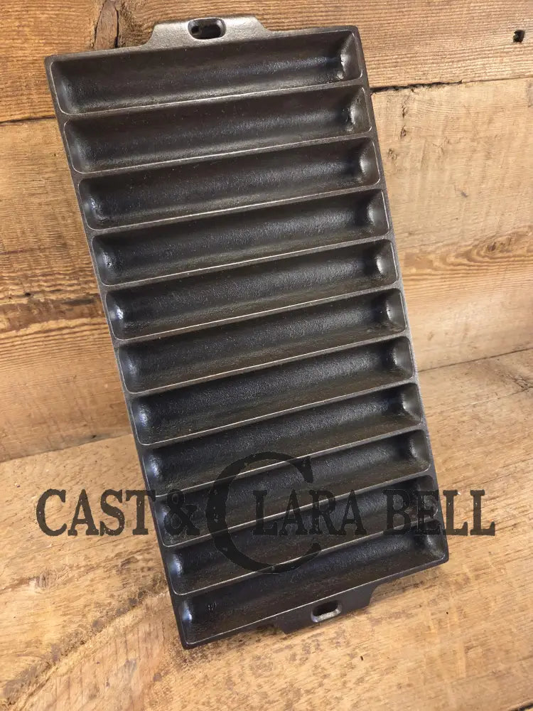 Very unique! Wagner #22 Bread Stick Gem Pan. βAβ makers mark βEβ Gem Pan fully restored Bakeware