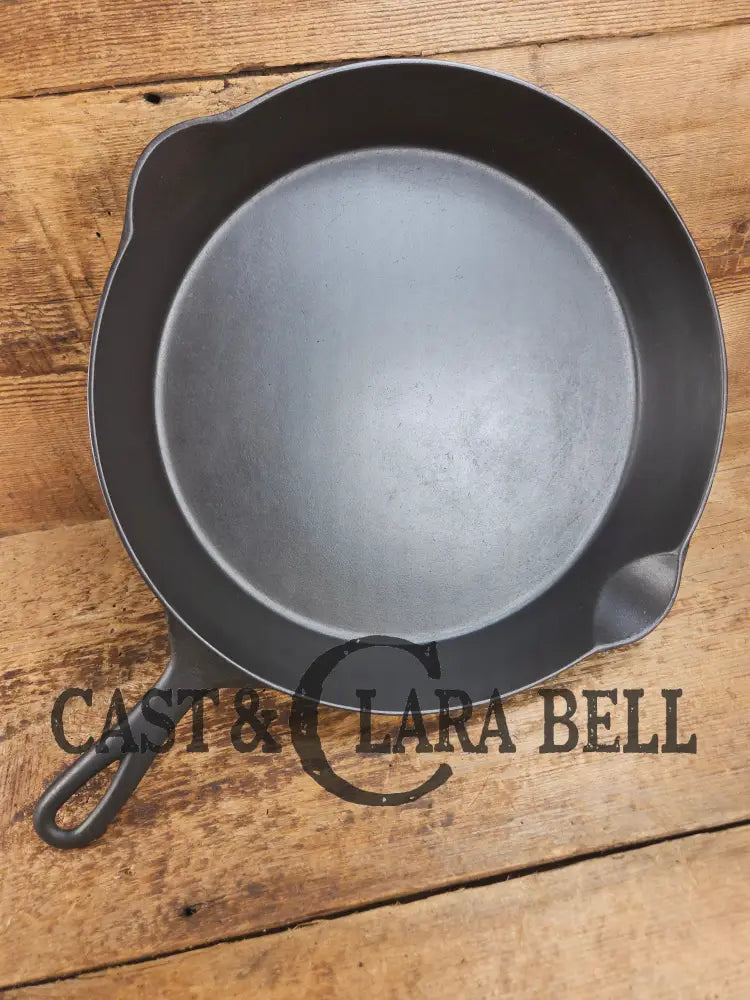 VHTF 1895-1910 2nd Series ERIE #11 cast iron skillet! A collector favorite and in amazing condition! Donβt miss this