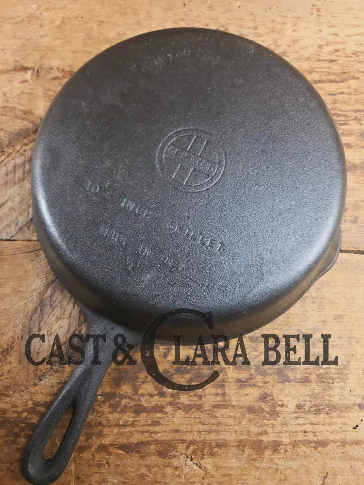 Wagner made Griswold #8 Skillet with Smooth Bottom 10 1/2 inch skillet Made in USA, Skillet