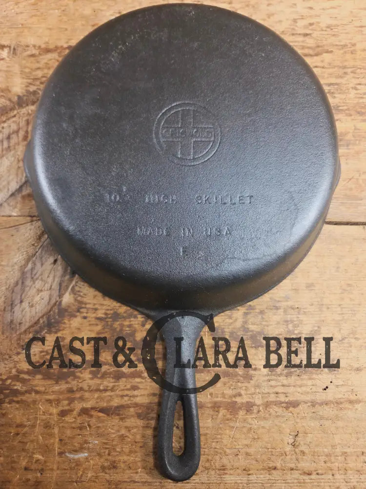 Wagner made Griswold #8 Skillet with Smooth Bottom 10 1/2 inch skillet Made in USA, Skillet
