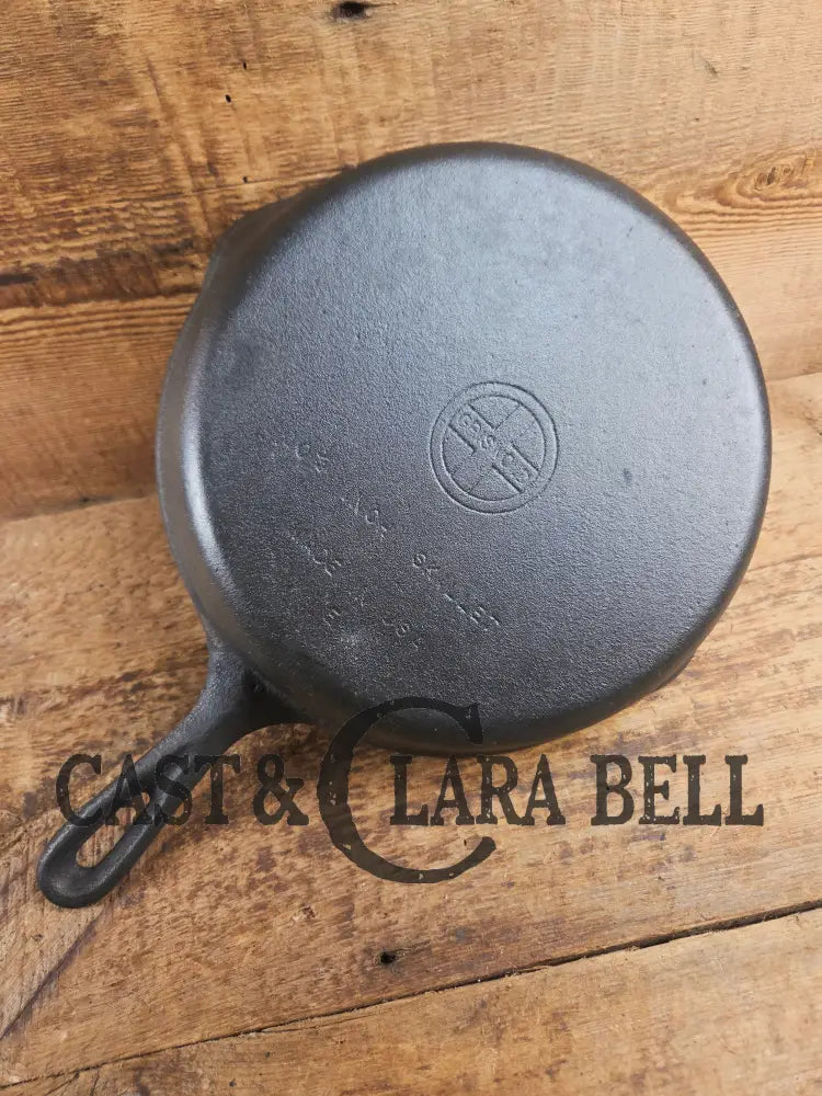 Wagner made Griswold #8 Skillet with Smooth Bottom 10 1/2 inch skillet Made in USA, Skillet