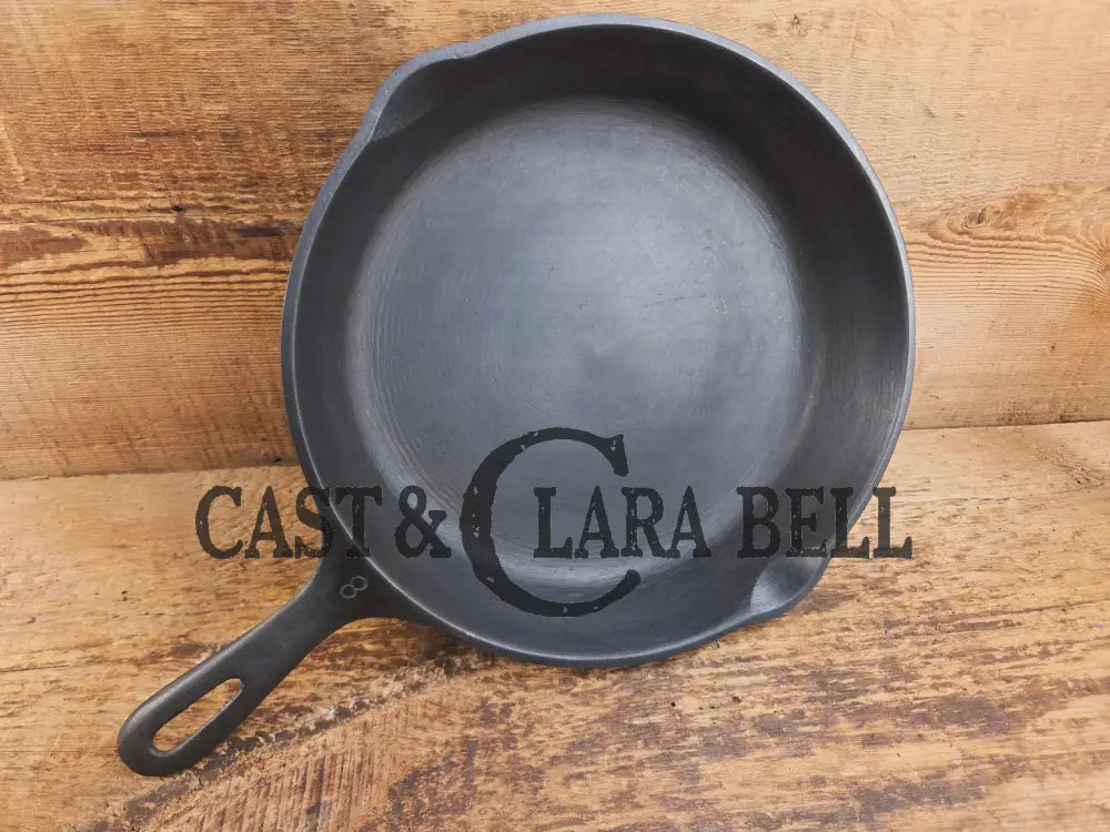 Wagner made Griswold #8 Skillet with Smooth Bottom 10 1/2 inch skillet Made in USA SC24 - Skillet