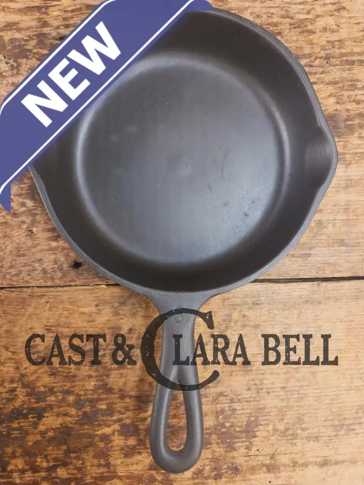 Wagner Ware #3 Cast Iron Egg Skillet with Stylized Logo and Smooth Bottom 1053 C Skillet