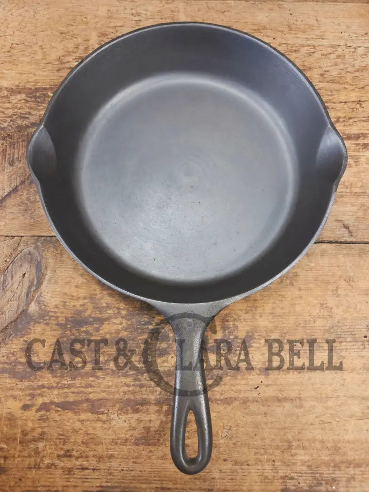 Wagner Ware #8 Cast Iron Skillet with Stylized Logo and Smooth Bottom 1058 J SC24 - Skillet