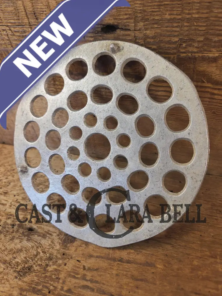 Wagner Ware Drip Drop Trivet 246. Aluminum. Match for all #8 Wagner Dutch ovens and roasters Dutch Ovens Trivets &