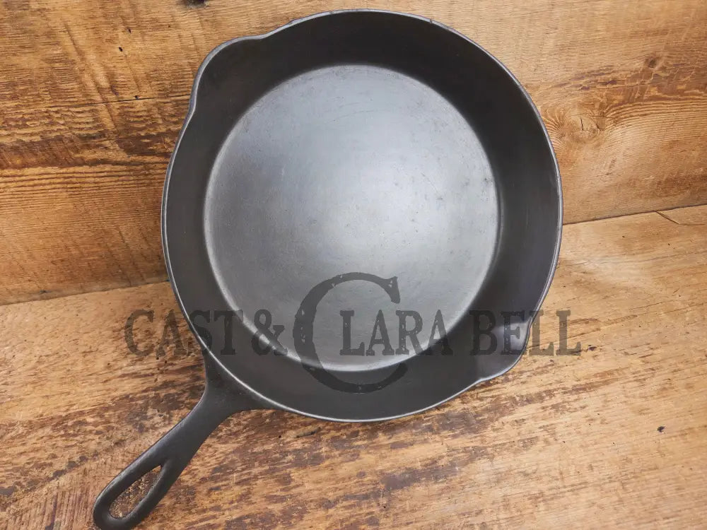 Wapak #8 straight logo with βGhost Mark Erieβ 704 Cast Iron Skillet Fully restored and seasoned ready to use! Skillet