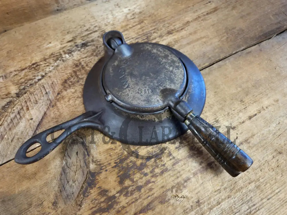 What a gift! Late 1800βs Wagner Sidney Krumkake waffle iron. Makes delicious pizzelles and waffle cones! Waffle Iron
