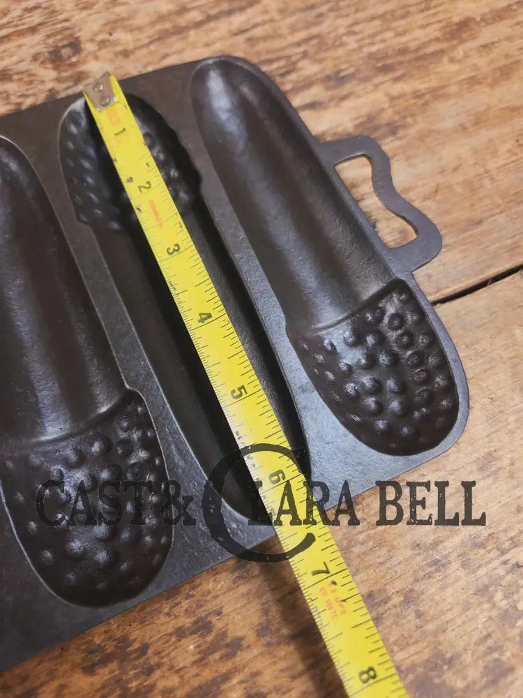 What? Why? How? THE unique not often found Lodge ’California Acorn’ Pan. Collector’s Must Have make controversial