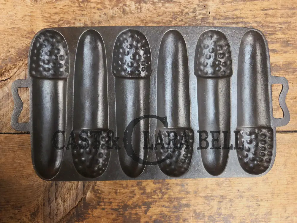 What? Why? How? THE unique not often found Lodge ’California Acorn’ Pan. Collector’s Must Have make controversial