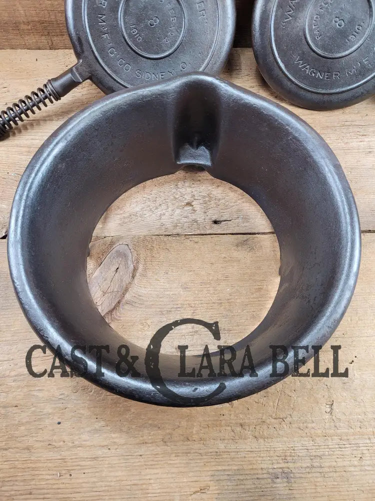 Whoa!! 1910βS Early Wagner βArcβ Style Logo Mfg Co. Sidney O #8 Waffle Iron With Tall Base!