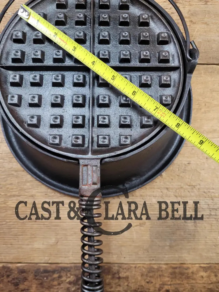 Whoa!! 1910βS Early Wagner βArcβ Style Logo Mfg Co. Sidney O #8 Waffle Iron With Tall Base!