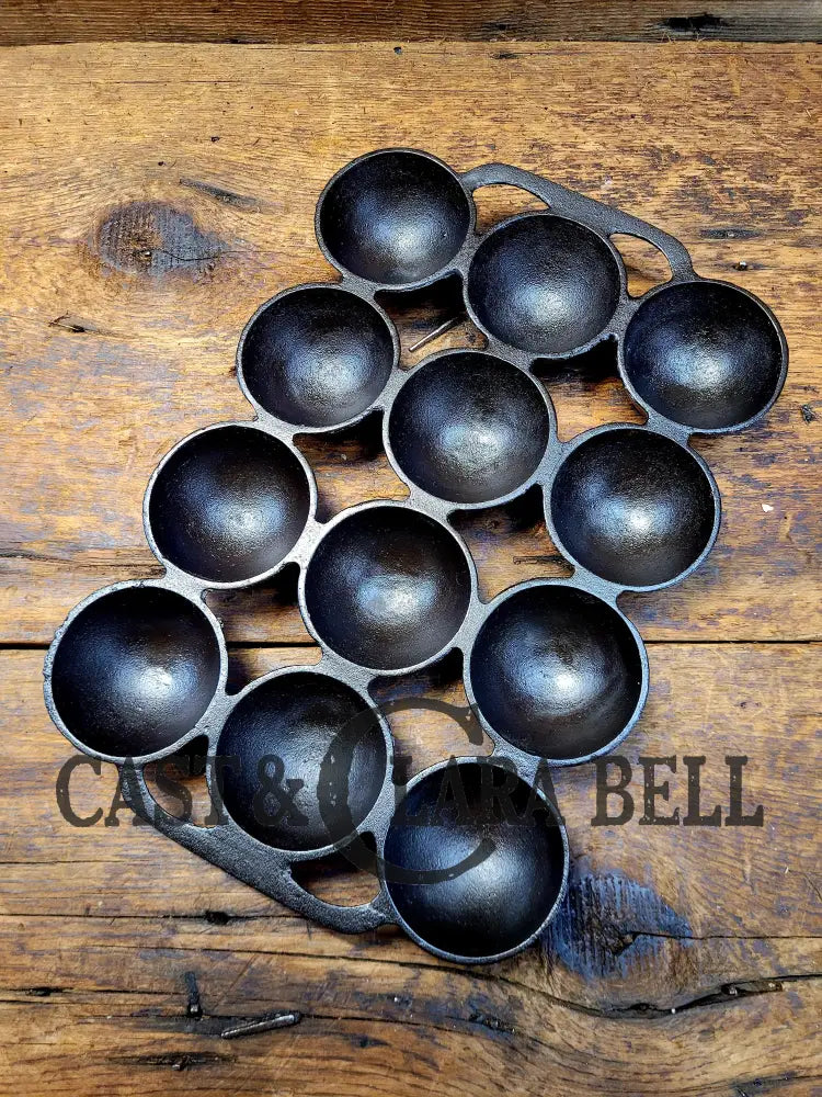 Wonderful Gift Idea Or Treat For Yourself! 1920βS #18 Griswold 12 Cup Brownie Pan P/N 947
