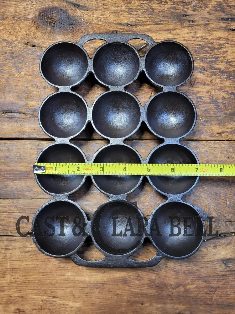 Wonderful Gift Idea Or Treat For Yourself! 1920βS #18 Griswold 12 Cup Brownie Pan P/N 947