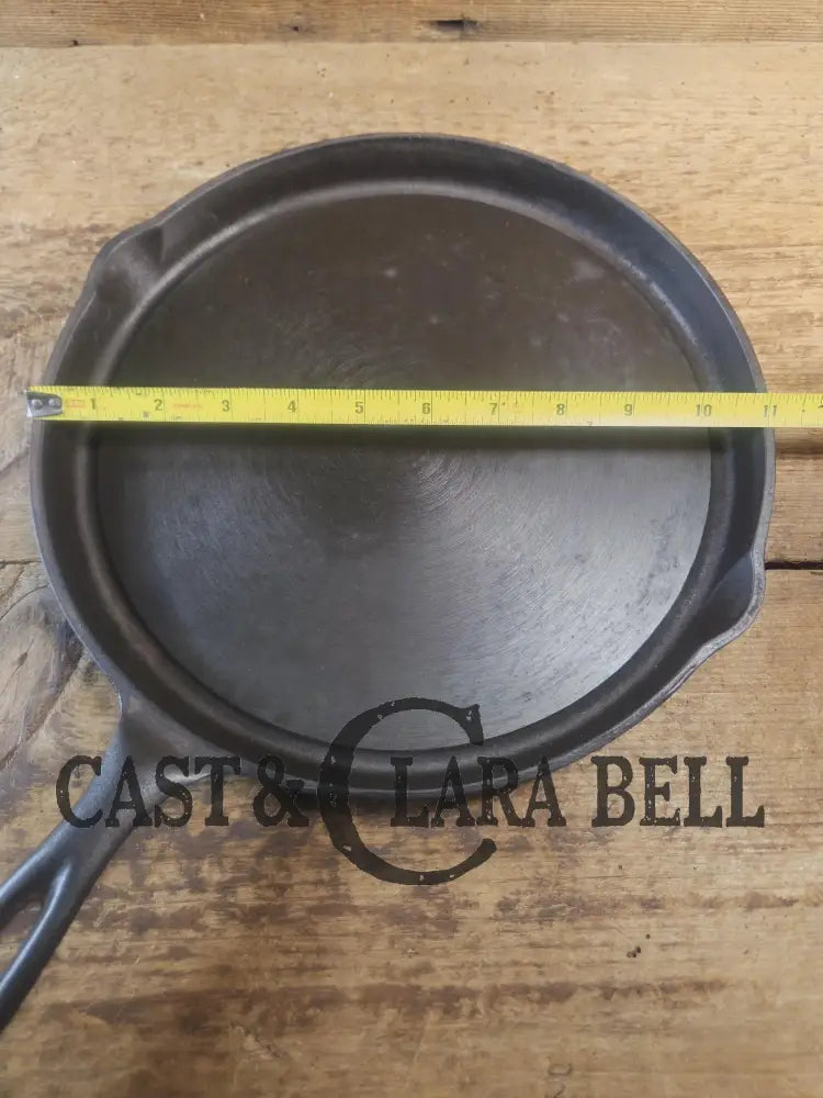 Wonderful utility griddle! Wagner Ware Fat Free Fryer skillet griddle with rim drain 1102 E. Perfect for pancakes or