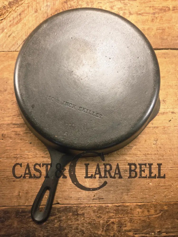 Workhorse Fryer! 1940βs Wagner #8 Cast Iron DEEP Skillet 10 1/2 inch Skillet with helper tab. Chicken Fryer Skillet