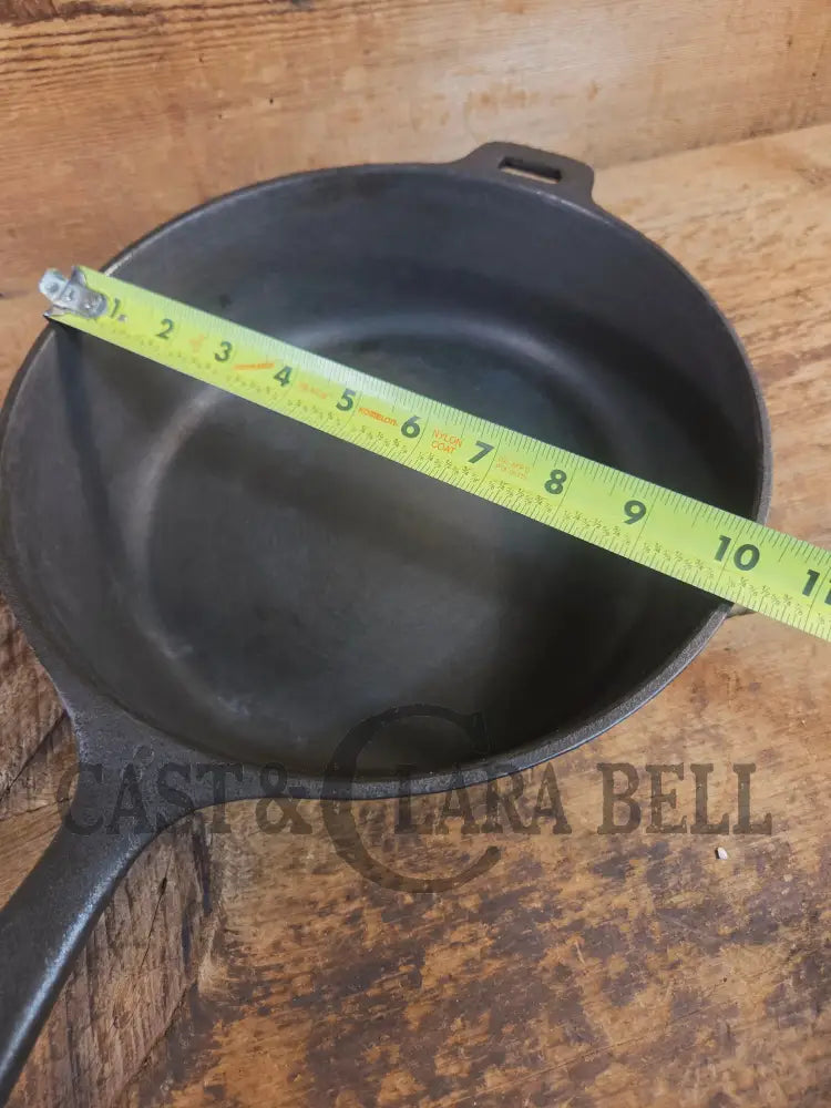 Workhorse Fryer! 1940’s Wagner #8 Cast Iron DEEP Skillet 10 1/2 inch Skillet with helper tab. Chicken Fryer SC24