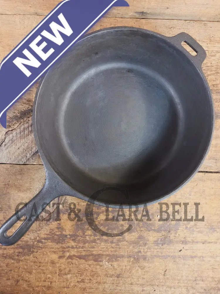 Workhorse Fryer! 1940’s Wagner #8 Cast Iron DEEP Skillet 10 1/2 inch Skillet with helper tab. Chicken Fryer SC24