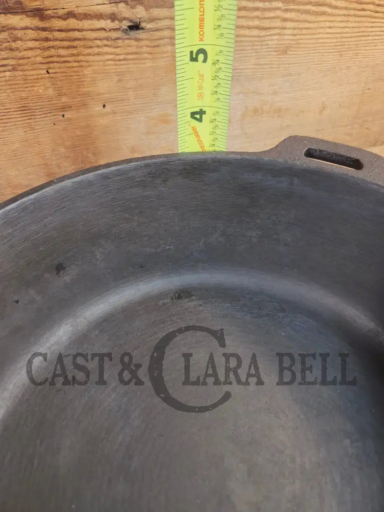 Workhorse Fryer! 1940’s Wagner #8 Cast Iron DEEP Skillet 10 1/2 inch Skillet with helper tab. Chicken Fryer SC24
