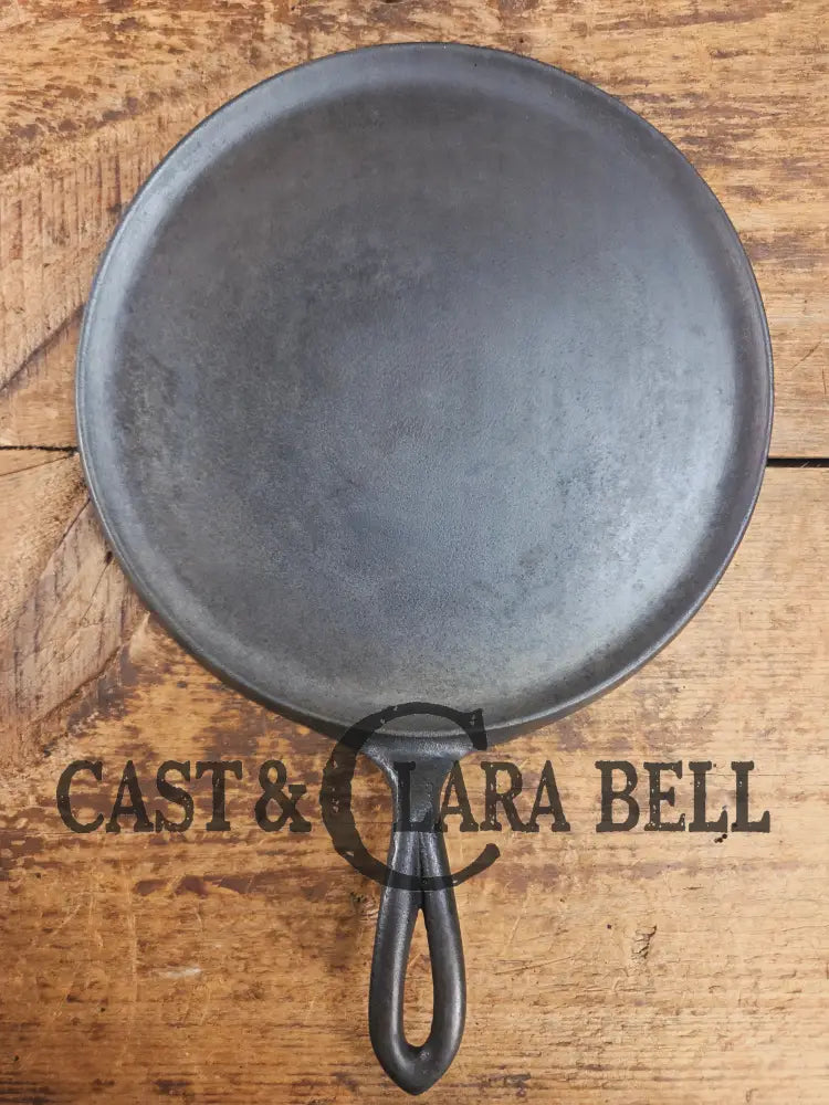 Wow 1890βs era Erie (Griswold) #8 Round Griddle ERIE 738. Lightweight and what a story to tell! Griddle