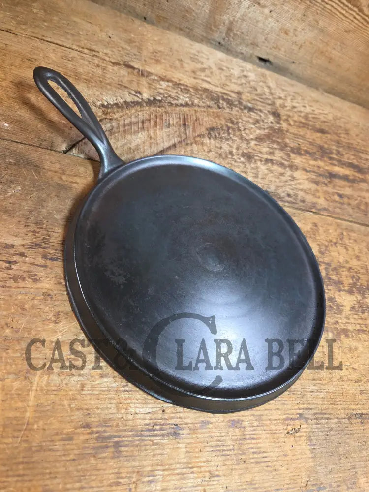 Wow 1890βs era Erie (Griswold) #8 Round Griddle ERIE 738. Lightweight and what a story to tell Griddle