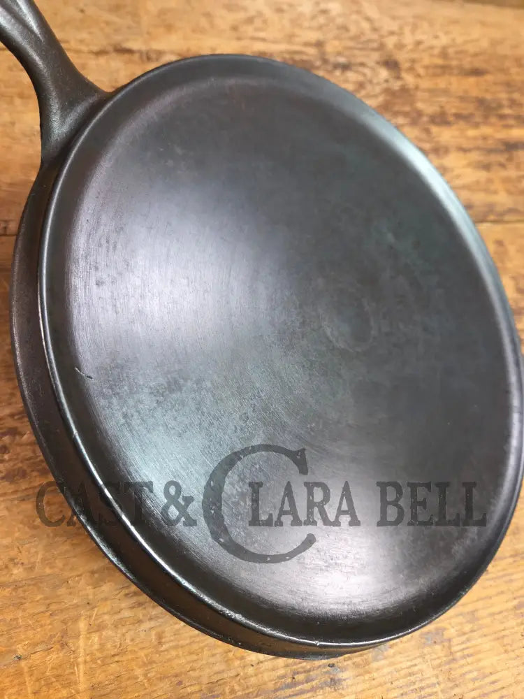 Wow 1890βs era Erie (Griswold) #8 Round Griddle ERIE 738. Lightweight and what a story to tell Griddle