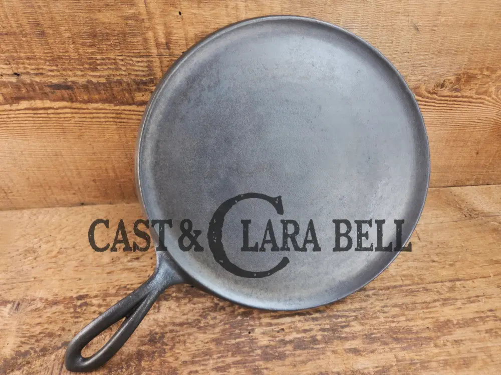 Wow 1890βs era Erie (Griswold) #8 Round Griddle ERIE 738. Lightweight and what a story to tell! Griddle